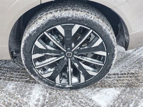 New 2026 Volvo XC60 B5 Ultra w/ Protection Package Premier image 7