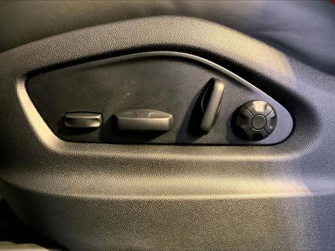 Used 2025 Porsche Cayenne Turbo image 39