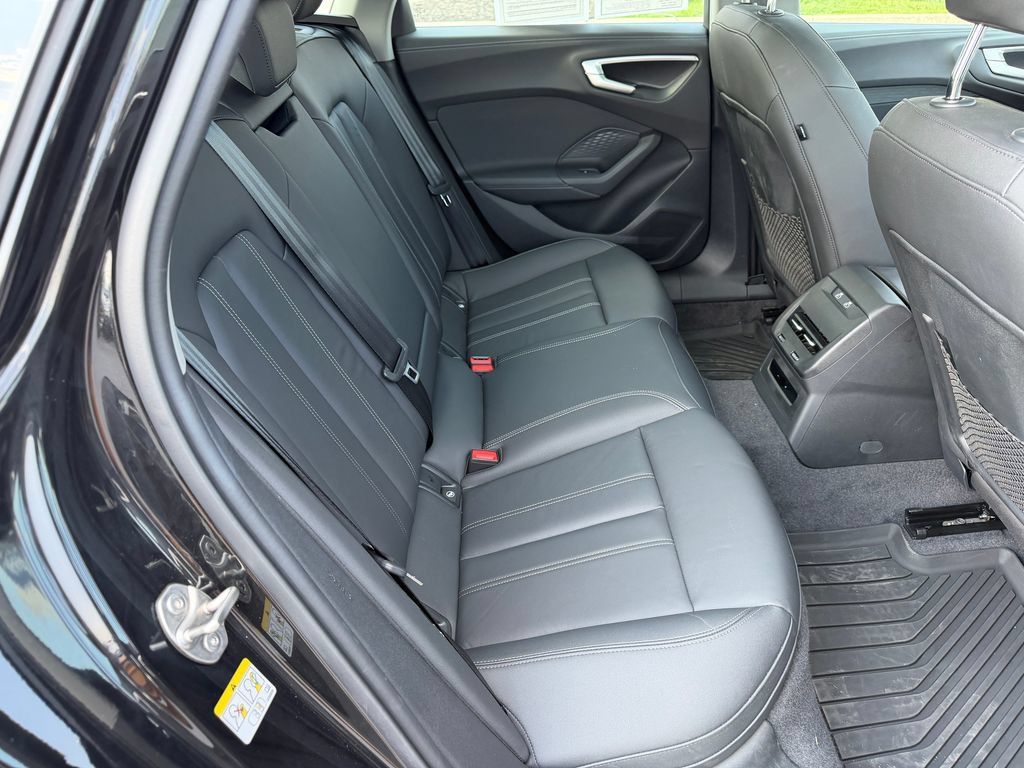 Certified 2025 Audi A5 2.0T Premium w/ Convenience Package AWD/4WD image 18
