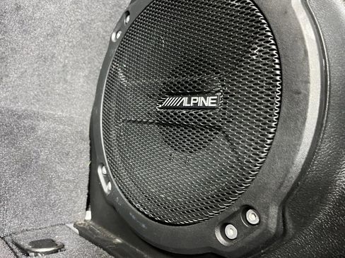 Used 2023 Jeep Wrangler Unlimited Rubicon 4xe w/ Cold Weather Group image 27