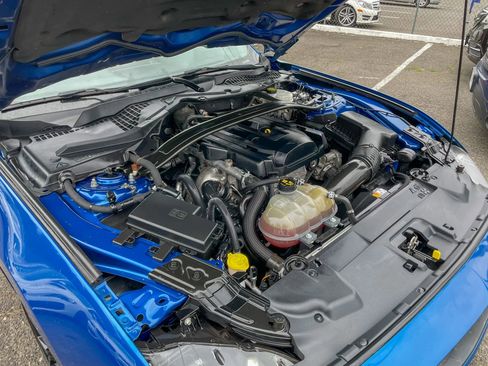 Used 2018 Ford Mustang Coupe w/ Ecoboost Performance Package image 38