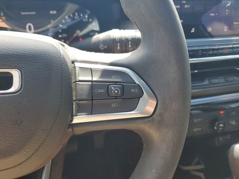 Used 2022 Jeep Compass Latitude FWD image 20