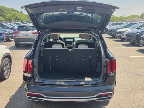 Used 2023 Kia Sorento SX Prestige w/ Panoramic Sunroof Package AWD/4WD image 33