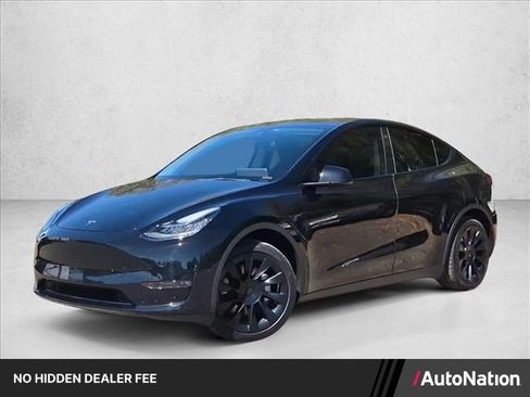 Used 2021 Tesla Model Y Long Range AWD/4WD image 1