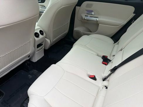 Certified 2024 Mercedes-Benz GLB 250 4MATIC image 15