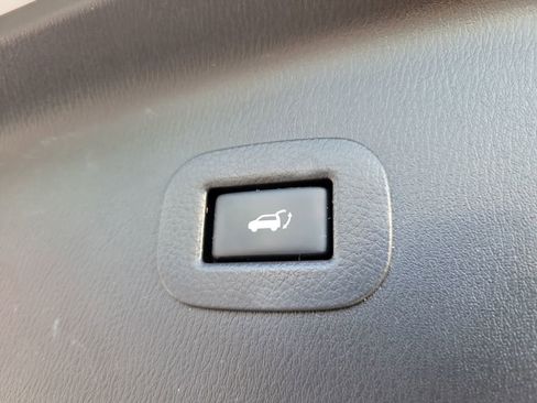 Used 2018 INFINITI QX80 4WD w/ Driver Assistance Package image 10