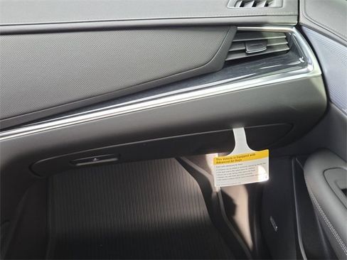 New 2026 Cadillac XT5 Premium Luxury w/ Driver Assist Package image 16