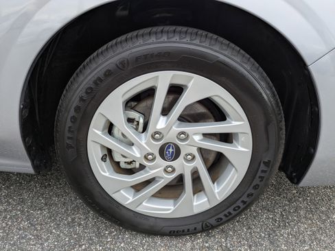 Certified 2025 Subaru Impreza 2.0i image 12