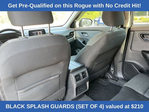 Used 2022 Nissan Rogue SV FWD image 19