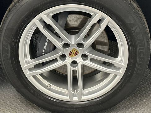 Used 2022 Porsche Macan AWD/4WD image 22