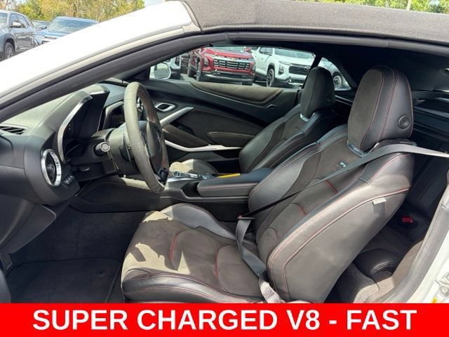Used 2022 Chevrolet Camaro ZL1 RWD image 13