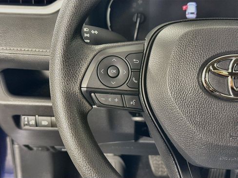 Certified 2025 Toyota RAV4 XLE FWD image 17