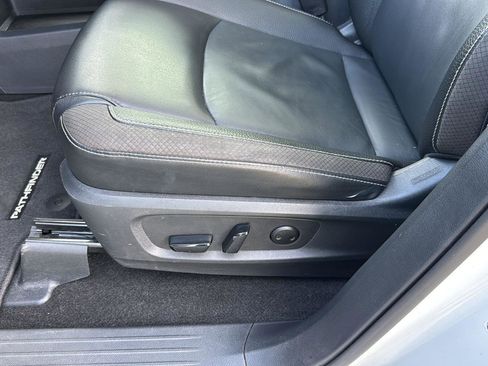 Used 2023 Nissan Pathfinder SL w/ SL Premium Package image 29