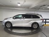 Used 2022 Toyota Sienna LE image 4