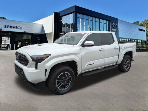 Used 2024 Toyota Tacoma TRD Sport w/ TRD Sport Premium Package image 8
