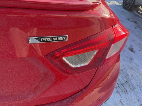 Used 2017 Chevrolet Cruze Premier image 7