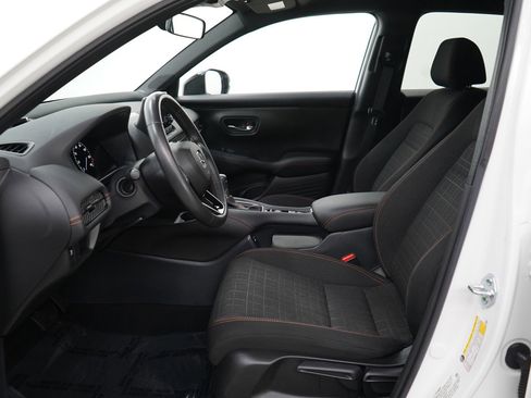 Used 2024 Honda HR-V Sport image 16