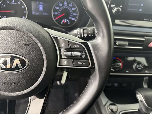 Used 2021 Kia Seltos S FWD image 14