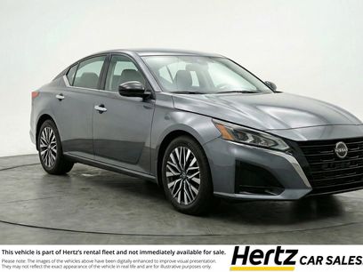 Used 2025 Nissan Altima 2.5 SV