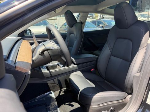 Used 2023 Tesla Model 3 Standard Range RWD image 14