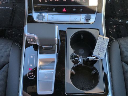 New 2026 Audi Q8 Premium Plus image 17