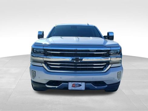 Used 2018 Chevrolet Silverado 1500 High Country image 8