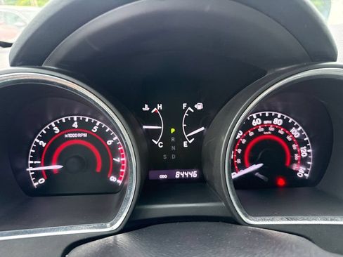 Used 2013 Toyota Highlander Plus AWD/4WD image 24
