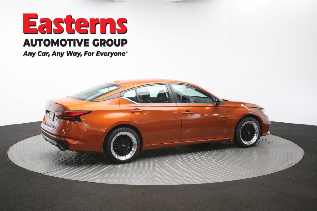 Used 2021 Nissan Altima 2.0 SR FWD image 45