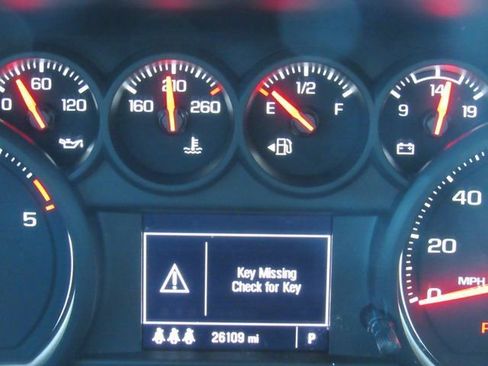 Used 2024 Chevrolet Silverado 2500 Custom w/ Custom Value Package image 24