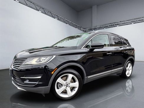 Used 2017 Lincoln MKC Premiere image 26