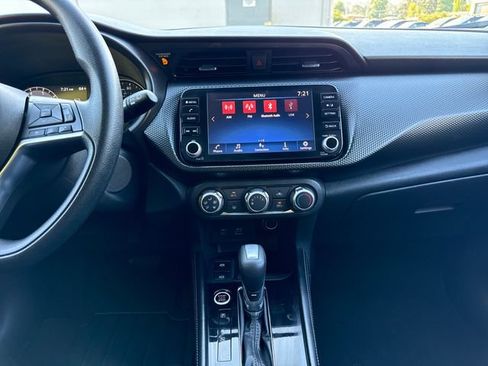 Used 2023 Nissan Kicks SV FWD image 22