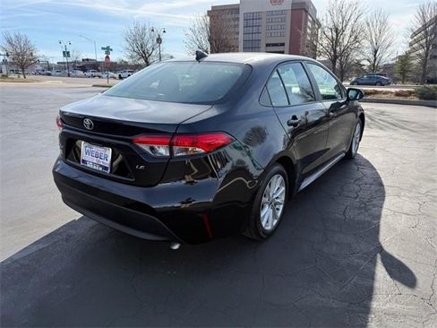 Used 2024 Toyota Corolla LE image 8