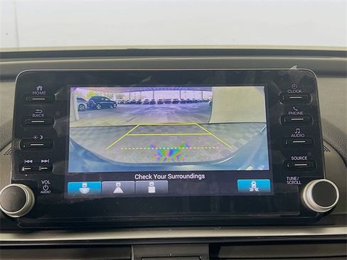 Used 2020 Honda Accord EX image 21