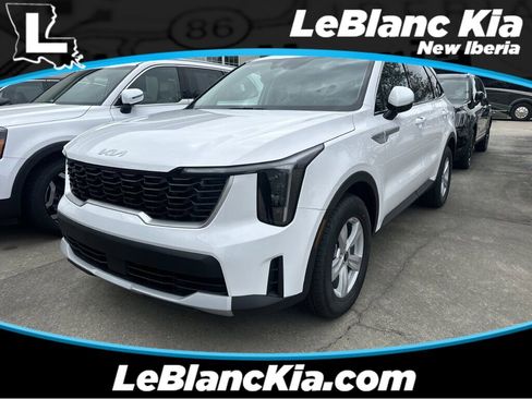 New 2026 Kia Sorento LX image 1
