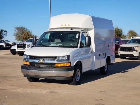 New 2025 Chevrolet Express 3500 w/ Power Convenience Package RWD image 2