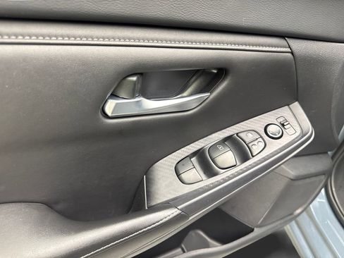 Used 2024 Nissan Sentra SV w/ All-Weather Package image 33