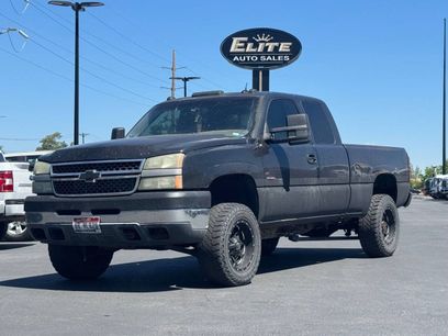 Used 2005 Chevrolet Silverado 2500 LT w/ Heavy-Duty Power Package