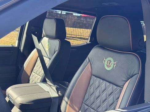 New 2026 GMC Sierra 1500 AT4 w/ Technology Package image 18