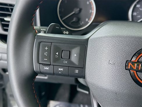 Certified 2025 Nissan Rogue SV image 21