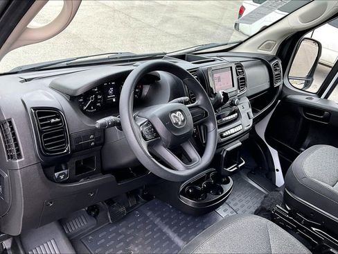 Used 2023 RAM ProMaster 2500 FWD image 13