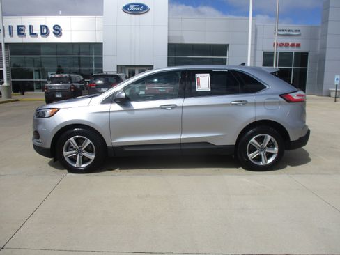 Used 2022 Ford Edge SEL w/ Convenience Package AWD/4WD image 3