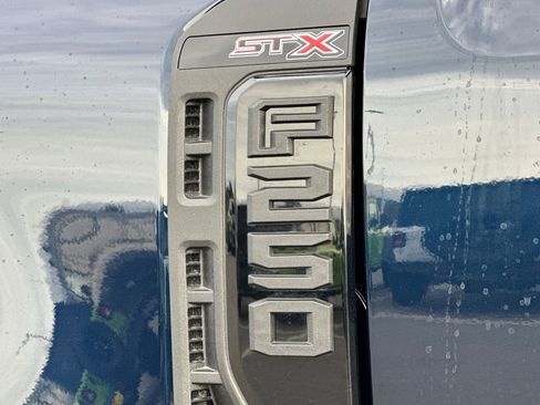 Used 2024 Ford F250 XL w/ STX Appearance Package image 31