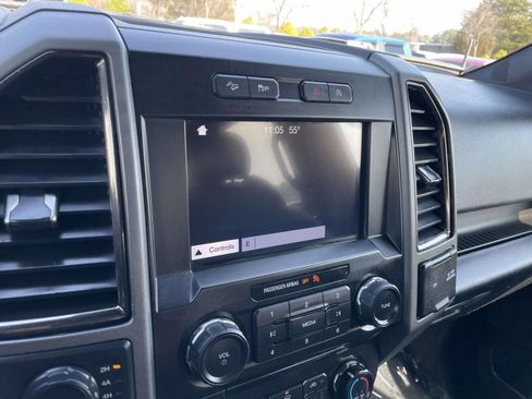 Used 2018 Ford F150 Raptor w/ Equipment Group 801A Mid image 31