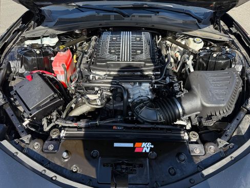 Used 2018 Chevrolet Camaro ZL1 image 20
