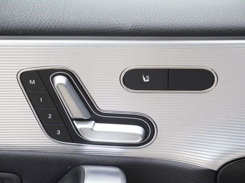 Used 2019 Mercedes-Benz A 220 image 8