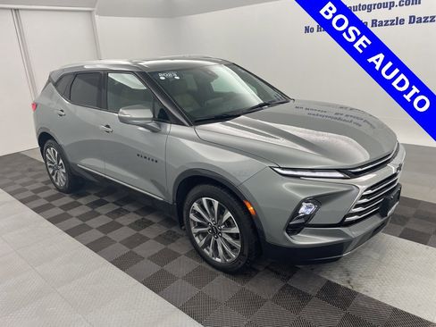 Used 2023 Chevrolet Blazer Premier w/ Driver Confidence II Package image 17