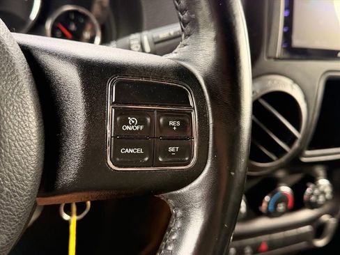 Used 2017 Jeep Wrangler Unlimited Sport w/ Connectivity Group AWD/4WD image 17