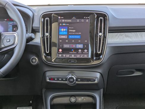 New 2026 Volvo XC40 B5 Core AWD/4WD image 20