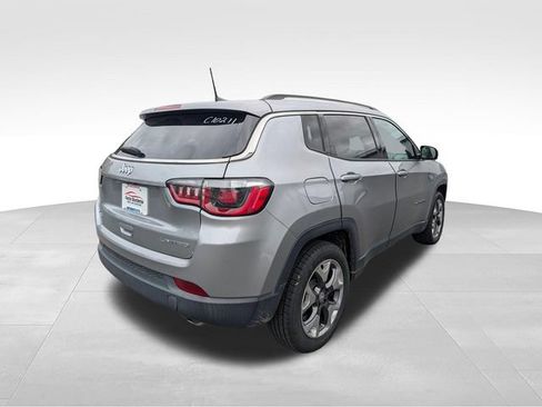 Used 2019 Jeep Compass Limited AWD/4WD image 7