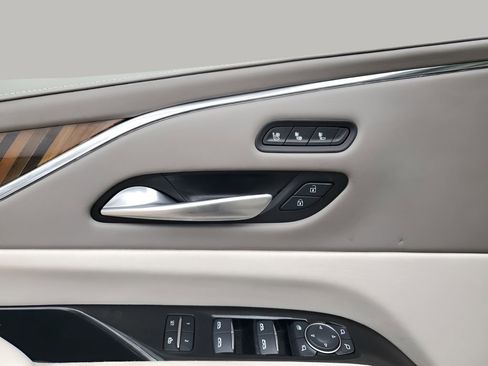 Used 2024 Cadillac Escalade Sport Platinum image 30